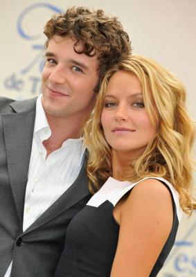 Becki Newton Pimps “Ugly Betty” HQ Celebrity